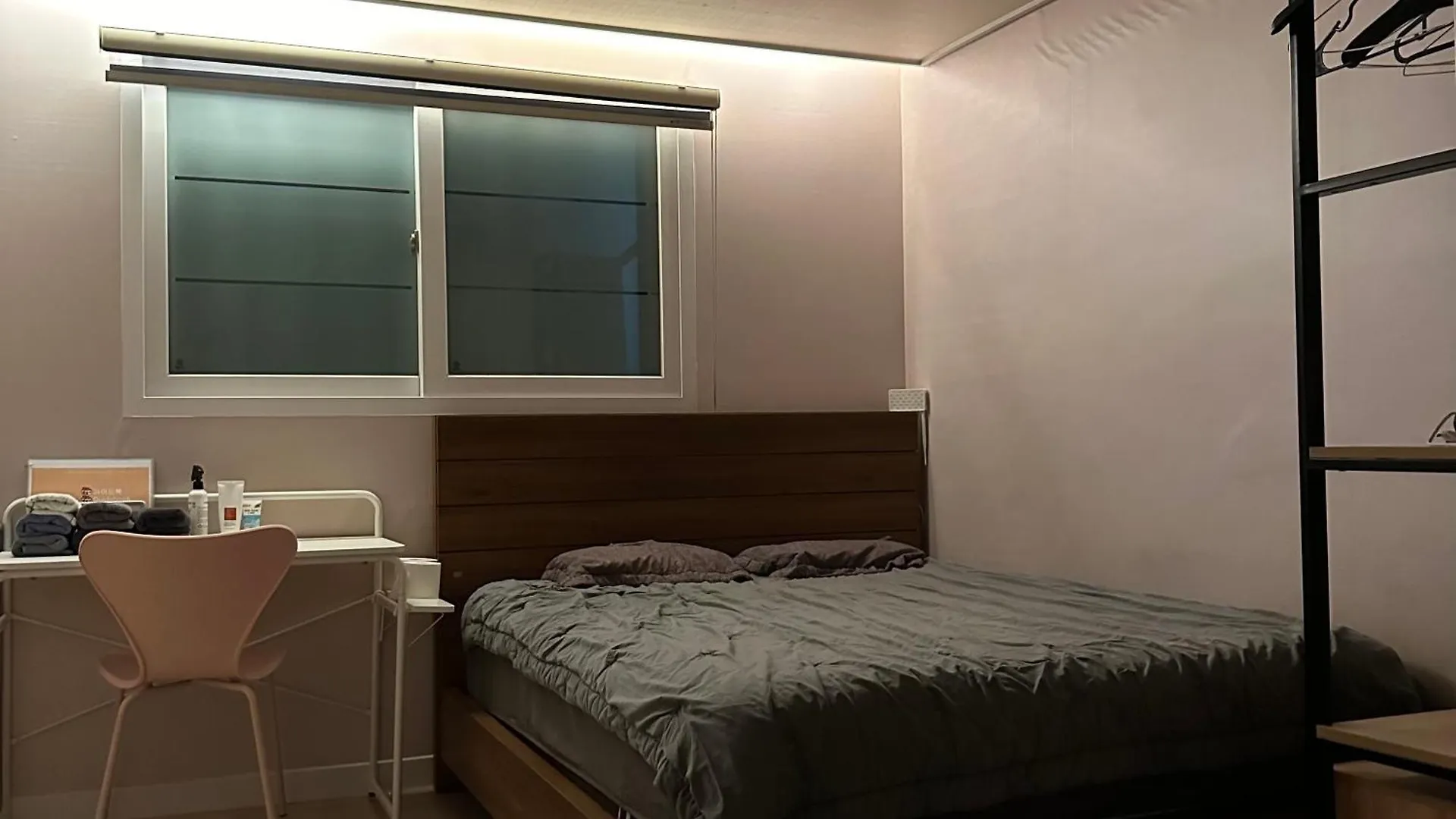 Cozy Studio Near Sadang Station Seoul Lägenhet